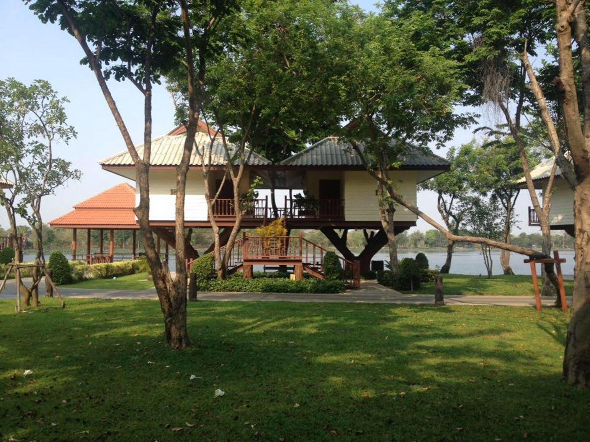 Bungchawak Resort Doem Bang Nang Buat Exterior photo